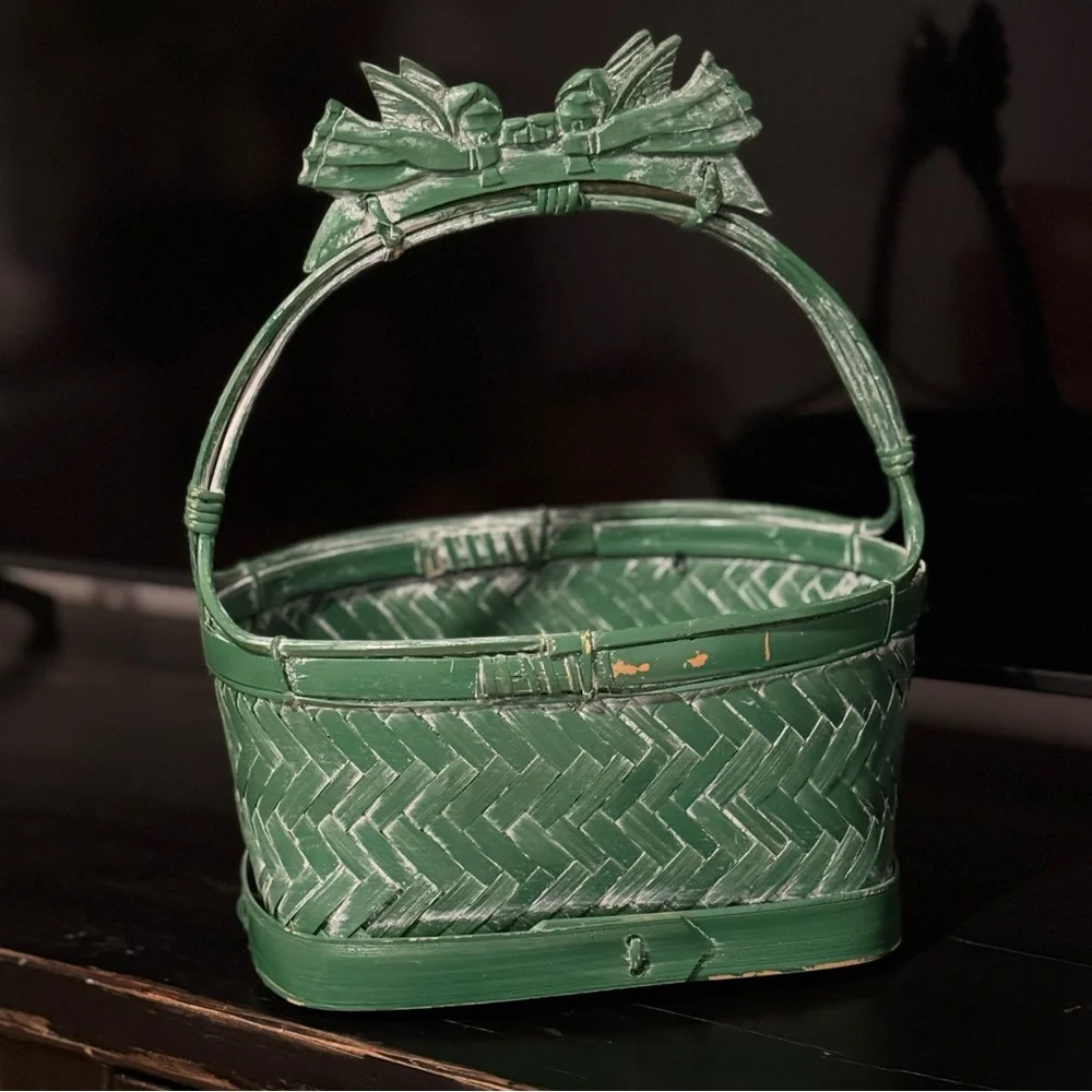RARE-VINTAGE Large Wicker/Rattan Basket EX/CGreen